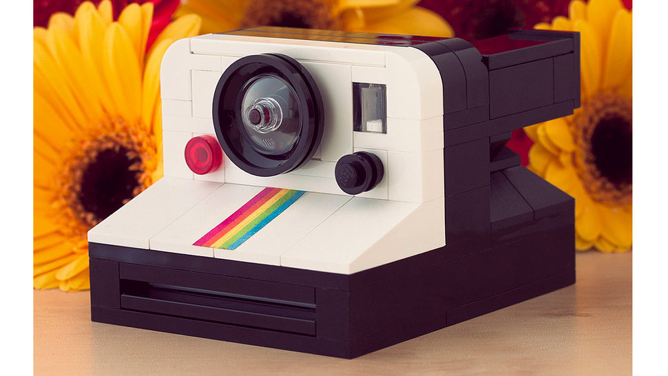 This Amazing Lego Instant Camera Even Pops Out Lego Polaroids